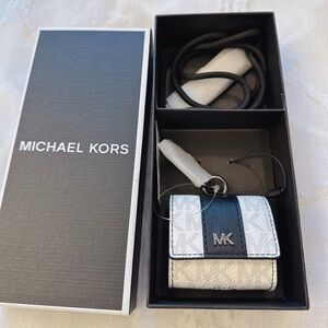Michael Kors Gifting Hudson Logo Lanyard Clip Case AirPods Pouch Keychain $98